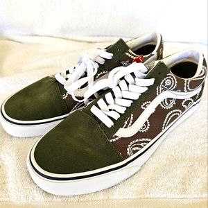 NWOB Vans shoes